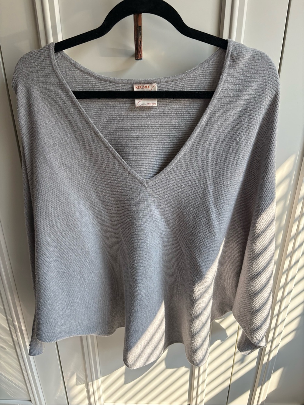 Kerisma Light Gray V-Neck Knit Pullover